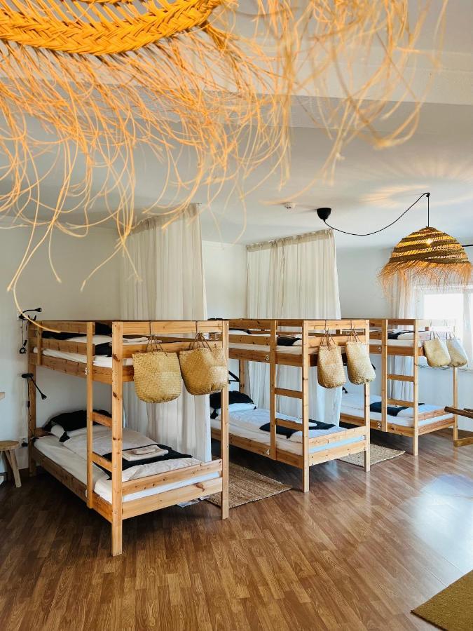 Ocean House - Ribeira D'Ilhas Ericeira Hostel Εξωτερικό φωτογραφία