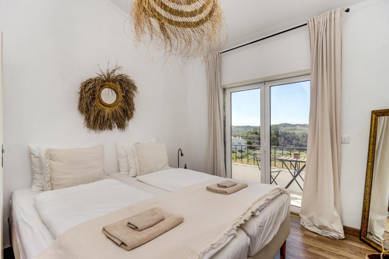 Ocean House - Ribeira D'Ilhas Ericeira Hostel Εξωτερικό φωτογραφία